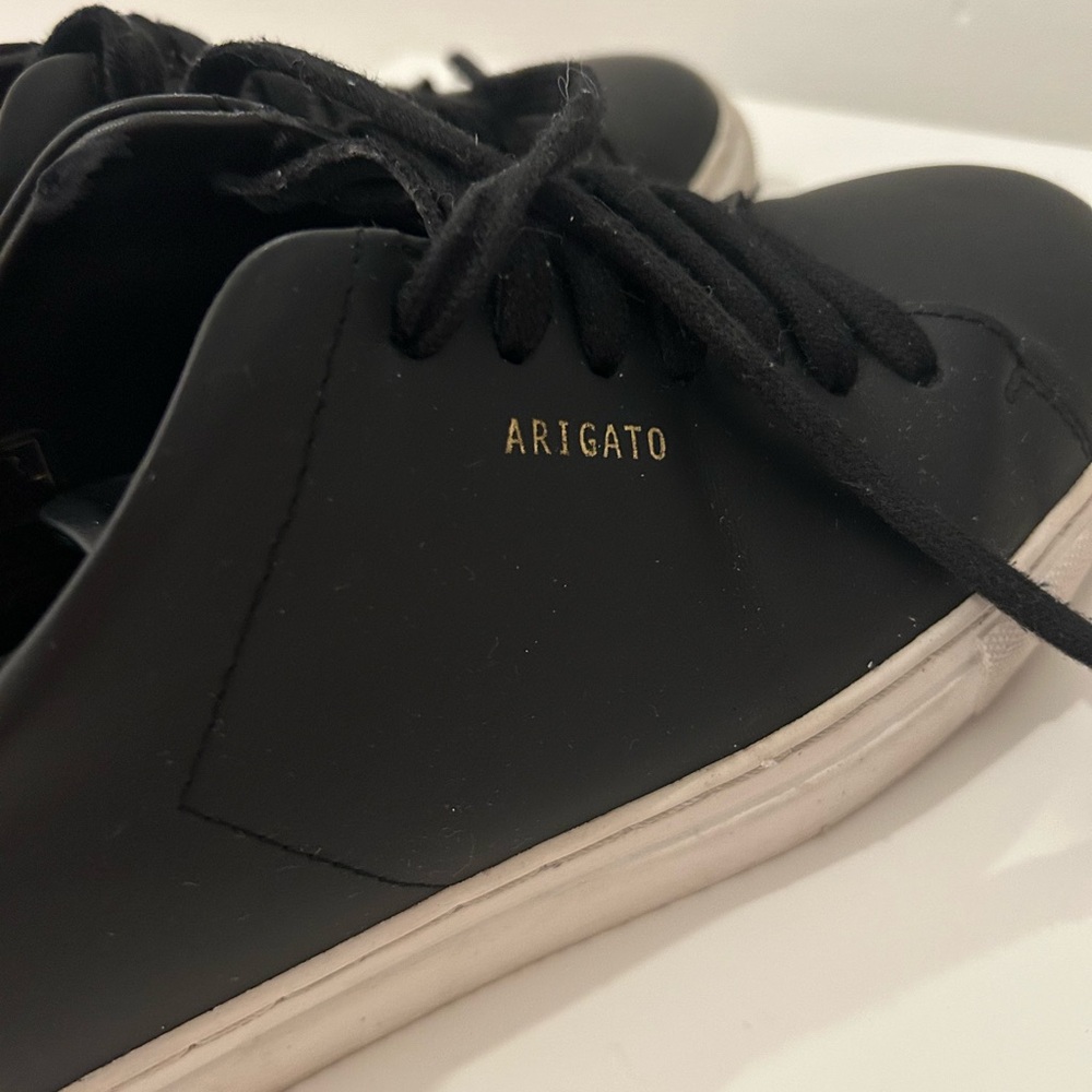 Axel Arigato Clean 90 Sneaker Black. Size39
